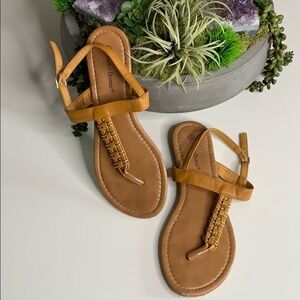 Pierre Dumas Ankle Strap Sandal Cognac Gold open toe women’s shoe size 8